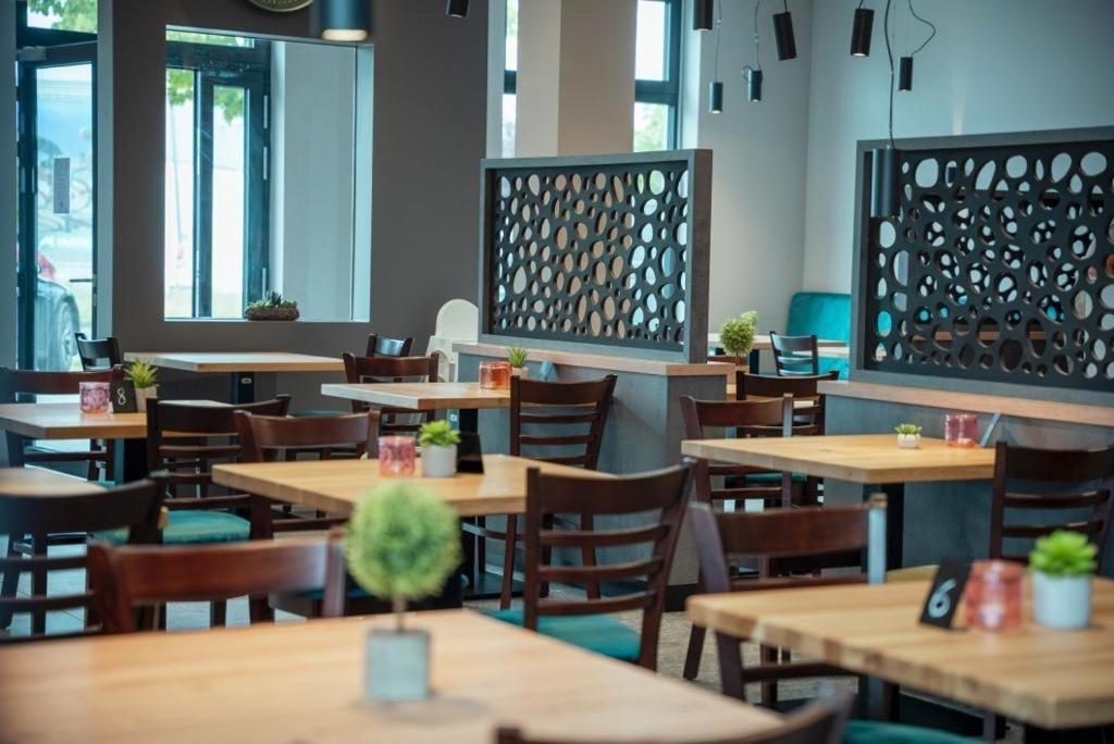 Hotel Central Vis A Vis ไมนซ์ ภายนอก รูปภาพ